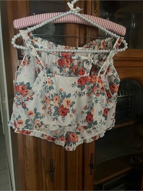 Floral Ruffle Satin Cami and Short Set - White with Red Rose Print